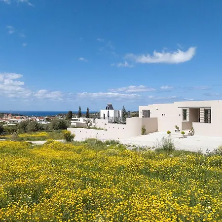 Lynx - Sculpted In Light & Nature By Etouri Villa Rethymno